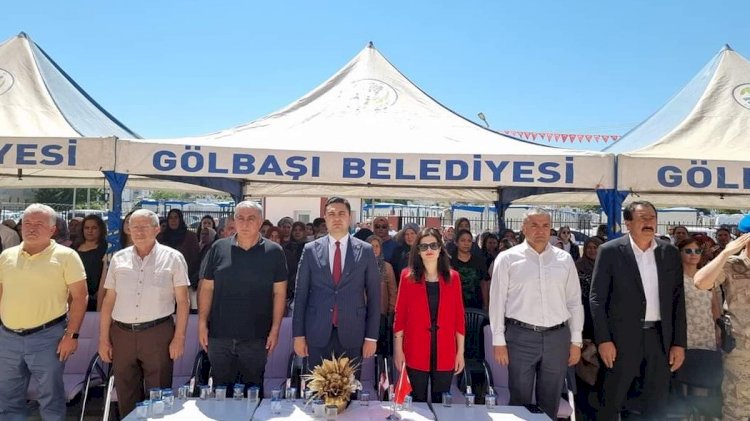 Gölbaşı Halk Eğitim Merkezi yılsonu sergisi açıldı