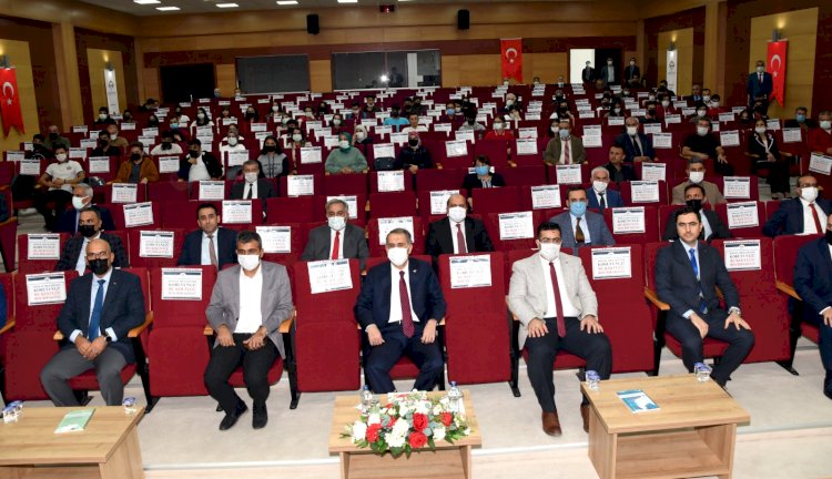 Adıyaman’da “Yunus Emre Anadolu Konferansları ” Programı Düzenlendi