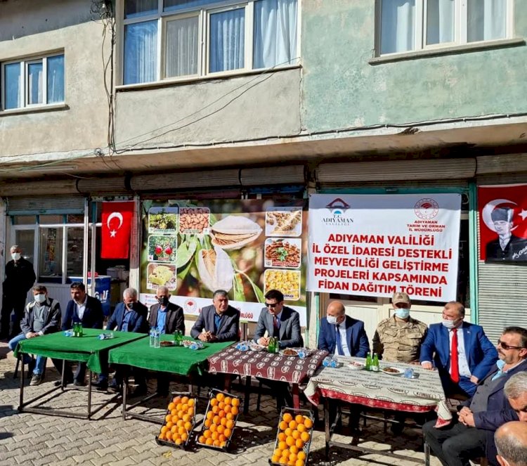 Gölbaşı'nda Hurma fidanı dağıtıldı